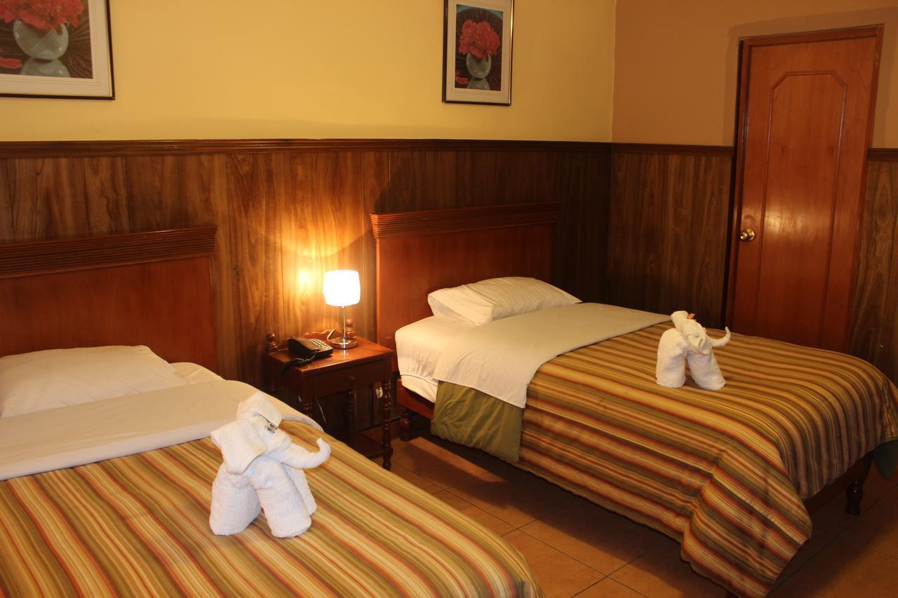 Hotel El Tumi 2 Huaraz  Exteriör bild