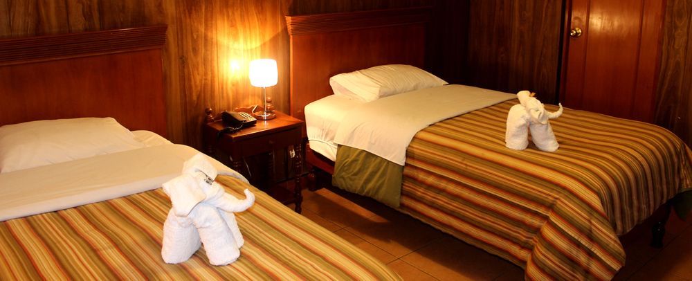 Hotel El Tumi 2 Huaraz  Exteriör bild